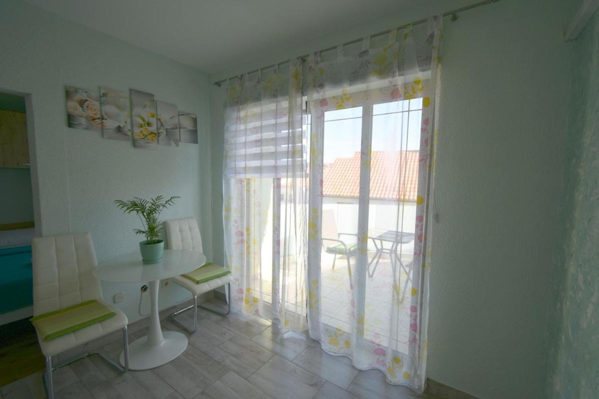 Denjak Apartments Kornić Esterno foto